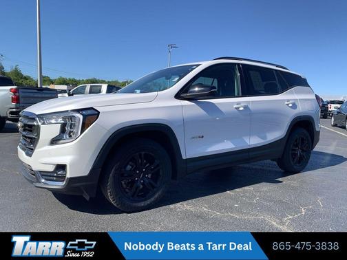 White Frost Tricoat 2024 GMC Terrain AWD AT4
