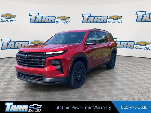 Radiant Red Tintcoat 2026 Chevrolet Traverse LT