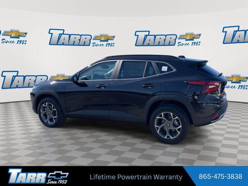 Mosaic Black Metallic 2026 Chevrolet Trax LT