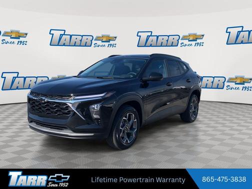 Mosaic Black Metallic 2026 Chevrolet Trax LT