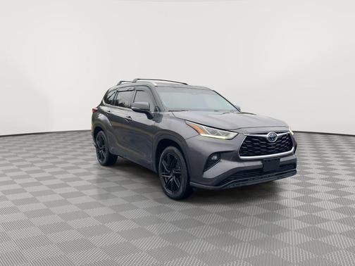 2022 Toyota Highlander Hybrid Limited