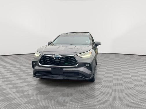 2022 Toyota Highlander Hybrid Limited