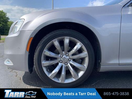 Billet Silver Metallic Clearcoat 2017 Chrysler 300C Base