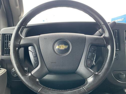 2020 Chevrolet Express 2500 RWD 2500 Regular Wheelbase WT