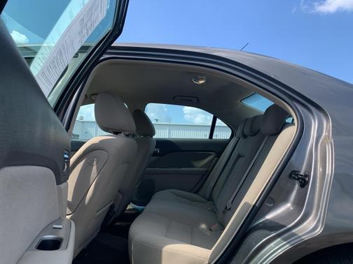 2010 Ford Fusion Hybrid Base