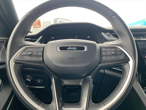 2022 Jeep Grand Cherokee L Altitude