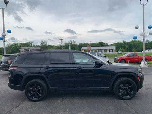 2022 Jeep Grand Cherokee L Altitude