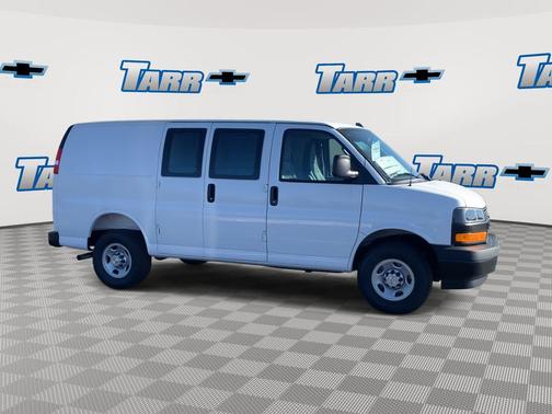 2025 Chevrolet Express 2500 RWD 2500 Regular Wheelbase WT