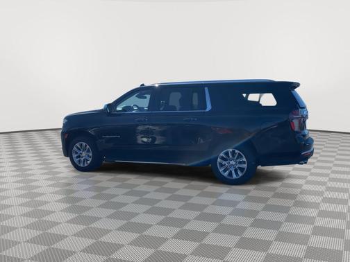 2024 Chevrolet Suburban Premier