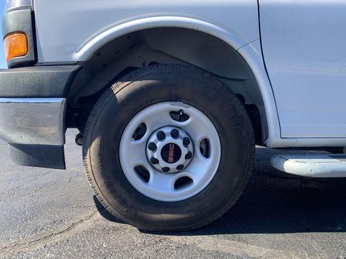 2024 GMC Savana 2500 Work Van