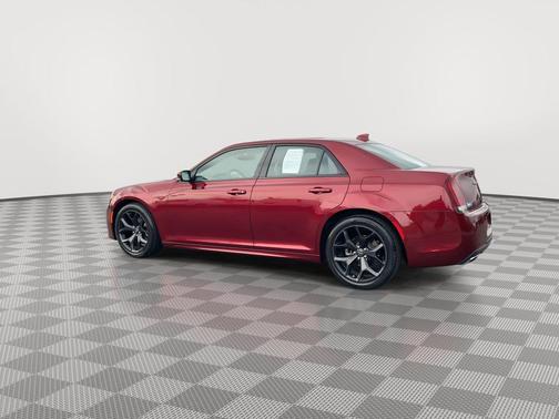 2023 Chrysler 300 Touring