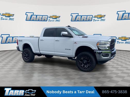 Bright White Clearcoat 2021 RAM 2500 Laramie Crew Cab 4x4 6'4' Box