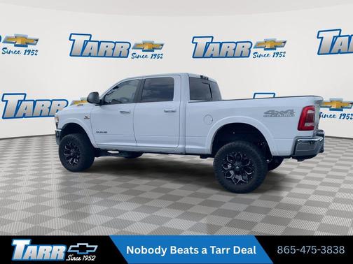 Bright White Clearcoat 2021 RAM 2500 Laramie Crew Cab 4x4 6'4' Box