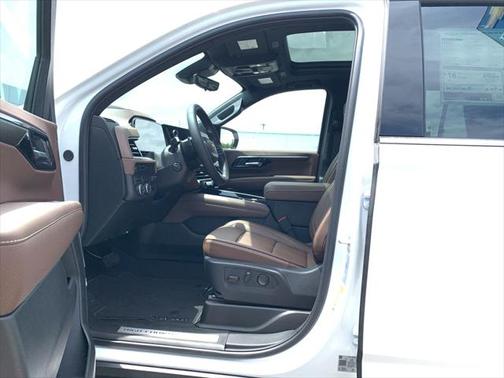 2025 Chevrolet Tahoe 4WD High Country