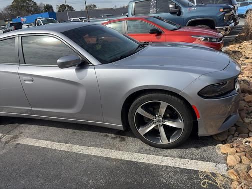 2017 Dodge Charger SXT