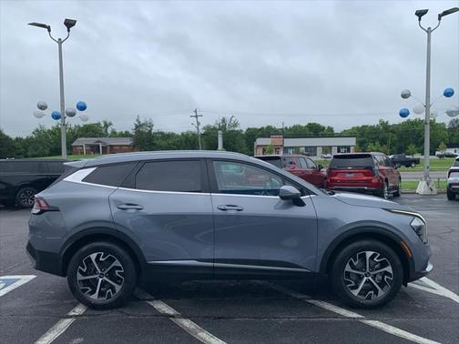 2023 Kia Sportage EX
