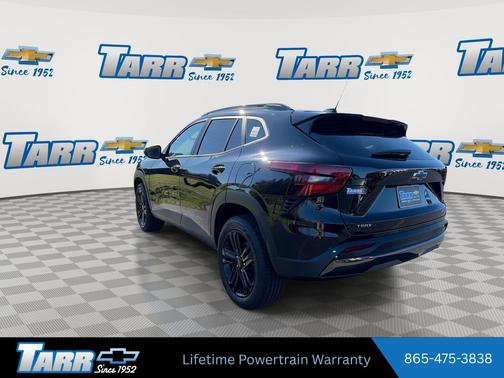 Mosaic Black Metallic 2026 Chevrolet Trax FWD ACTIV