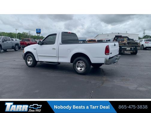 Oxford White Clearcoat 2002 Ford F-150 XL