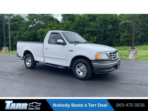 Oxford White Clearcoat 2002 Ford F-150 XL
