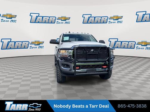 Bright White Clearcoat 2019 RAM 2500 Tradesman Crew Cab 4x4 6'4' Box
