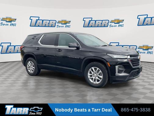 Mosaic Black Metallic 2023 Chevrolet Traverse LS