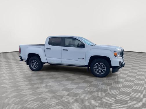 2022 GMC Canyon AT4