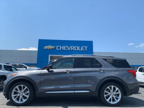 2022 Ford Explorer Platinum