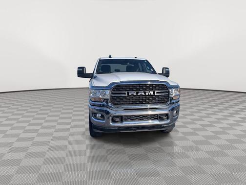 2023 RAM 2500 Big Horn Crew Cab 4x4 6'4' Box