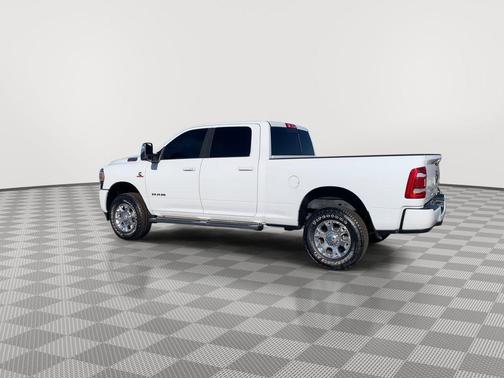 2024 RAM 2500 Laramie Crew Cab 4x4 6'4' Box