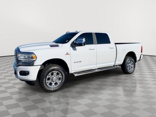 2024 RAM 2500 Laramie Crew Cab 4x4 6'4' Box