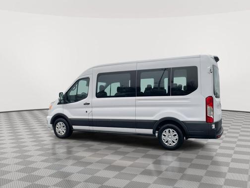 2022 Ford Transit-350 XLT