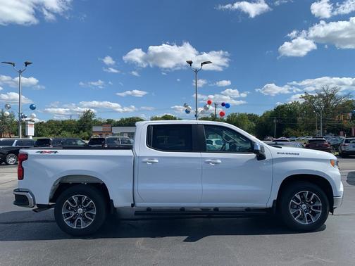 2025 Chevrolet Silverado 1500 LT