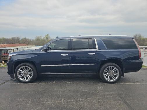 2019 Cadillac Escalade ESV Premium Luxury