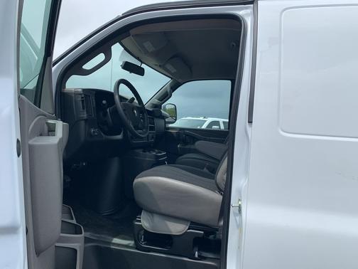 2025 Chevrolet Express 3500 RWD 3500 Extended Wheelbase WT