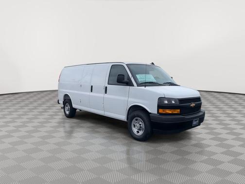 2025 Chevrolet Express 3500 RWD 3500 Extended Wheelbase WT