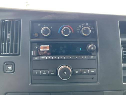 2025 Chevrolet Express 3500 RWD 3500 Extended Wheelbase WT