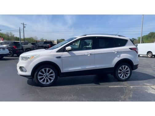 White Platinum Metallic Tri-Coat 2017 Ford Escape Titanium