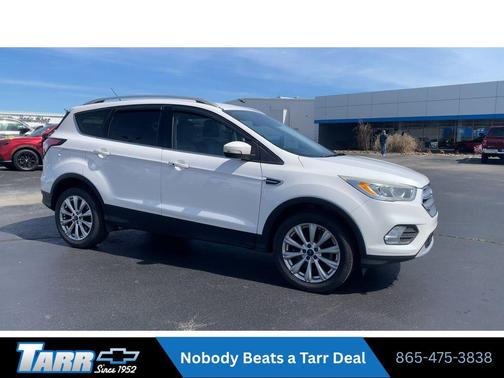 White Platinum Metallic Tri-Coat 2017 Ford Escape Titanium