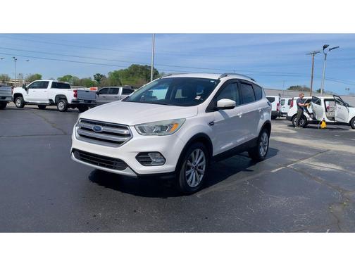White Platinum Metallic Tri-Coat 2017 Ford Escape Titanium