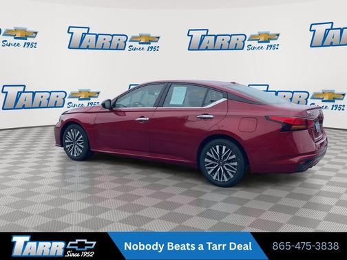 Scarlet Ember 2024 Nissan Altima 2.5 SV