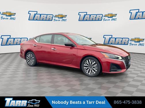 Scarlet Ember 2024 Nissan Altima 2.5 SV