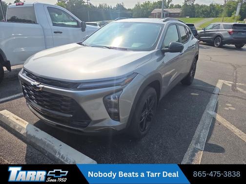 Sterling Gray Metallic 2024 Chevrolet Trax FWD ACTIV