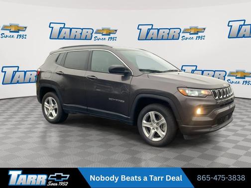 Baltic Gray Metallic Clearcoat 2024 Jeep Compass Latitude