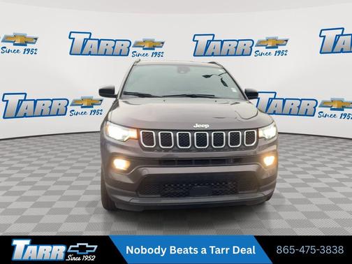Baltic Gray Metallic Clearcoat 2024 Jeep Compass Latitude