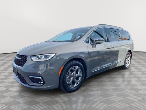 2022 Chrysler Pacifica Limited