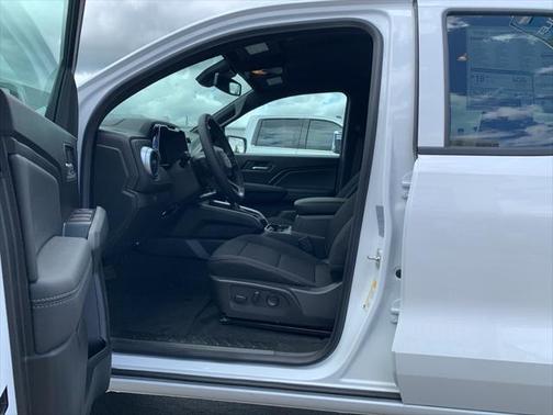 2025 Chevrolet Colorado LT