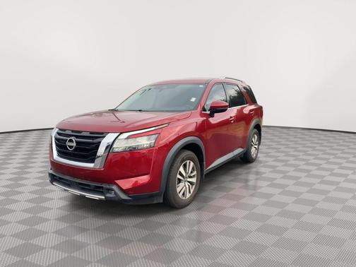 2022 Nissan Pathfinder SL 2WD