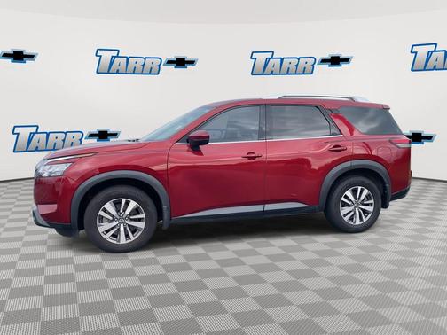 2022 Nissan Pathfinder SL 2WD