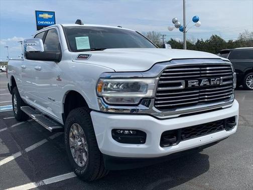 2024 RAM 2500 Laramie Crew Cab 4x4 6'4' Box