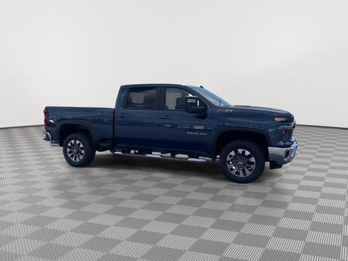 2025 Chevrolet Silverado 3500 LT